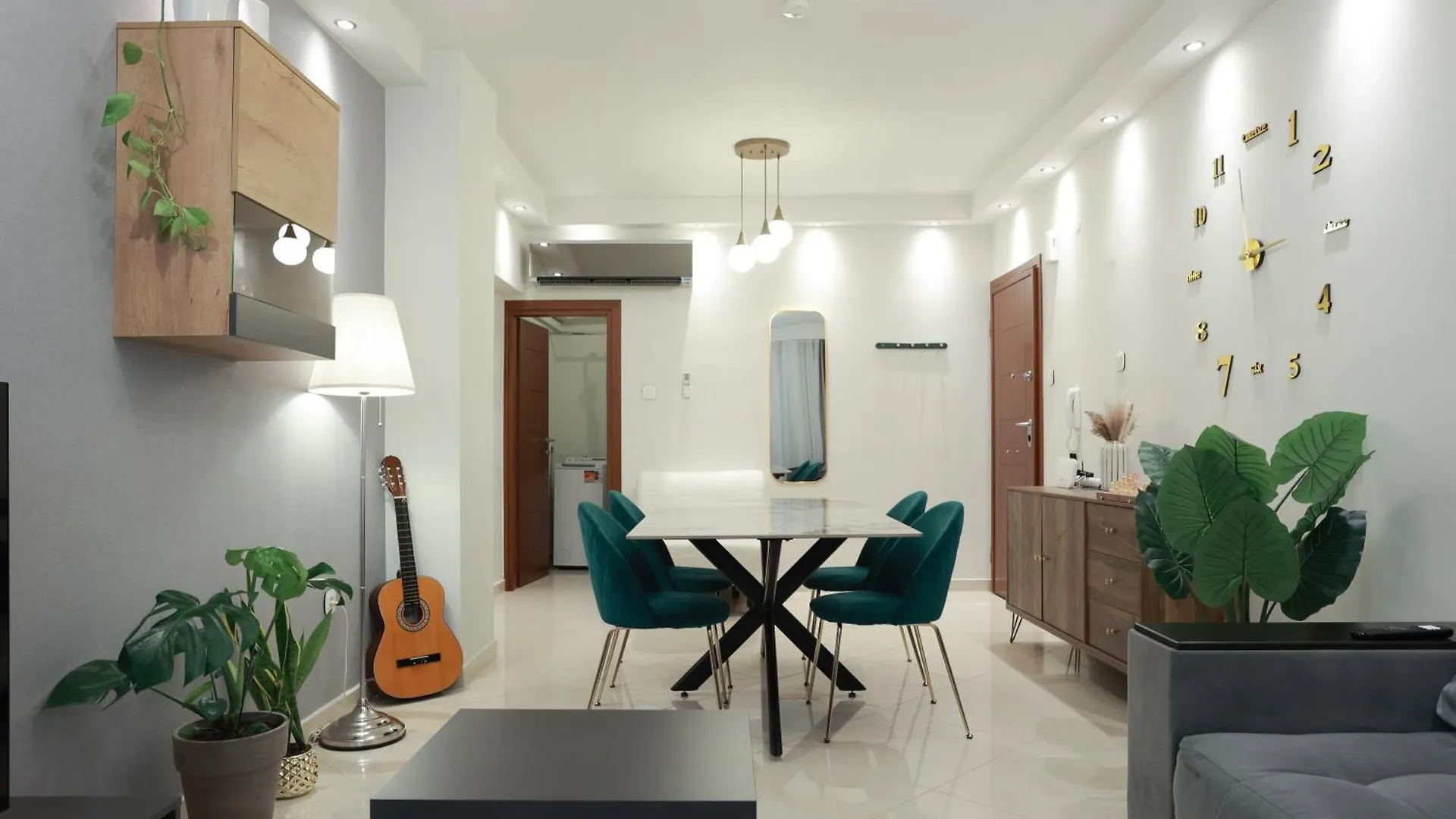 Orion White Tower Apartment Tesalónica Grecia
