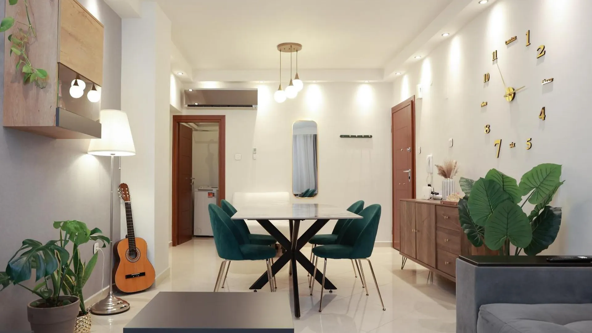 Orion White Tower Apartment Tesalónica Grecia